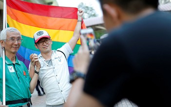 Tòa án Đài Loan xem xét luật hôn nhân đồng tính