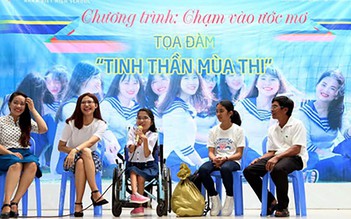 [TRỰC TIẾP] Chạm vào ước mơ: Cô gái tật nguyền ước mơ trở thành Nick Vujicic của Việt Nam