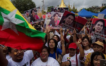 Hàng ngàn người biểu tình vì hòa bình tại bang Rakhine
