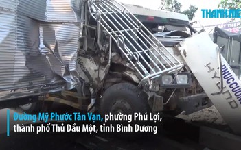 Chật vật cứu tài xế mắc kẹt trong tai nạn liên hoàn