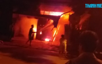 Cháy khu nhà trọ lúc nửa đêm, một người chết