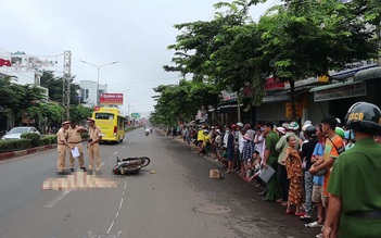 Bị xe buýt cán tử vong thương tâm khi đi lễ nhà thờ trở về