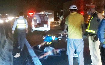 Đi bộ trên cao tốc TP.HCM - Trung Lương, nam thanh niên bị xe khách tông tử vong