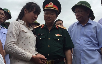 Phó chủ tịch Quốc hội và Bộ trưởng LĐ-TB-XH thăm vùng lũ Mường La