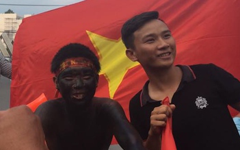 Ăn mừng U.23 Việt Nam không đụng hàng: Bôi nhọ nồi kín người