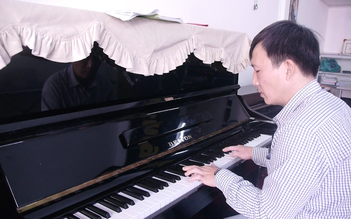 Món quà bất ngờ cho hai anh em nghèo “Chạm vào ước mơ“