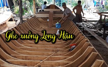 Bên trong làng ghe xuồng Long Hậu giữa mùa nước nổi