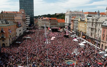 Thủ đô của Croatia tưng bừng chào đón những người hùng World Cup