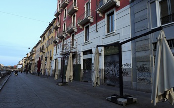 Vắng vẻ đường phố Ý sau quyết định phong tỏa toàn quốc chống dịch Covid-19