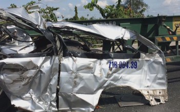 Cầu Rạch Miễu tắc vì tai nạn nghiêm trọng, 2 người chết, nhiều người bị thương