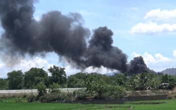 Cháy lớn tại kho xăng dầu trong sân bay Thành Sơn
