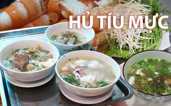 Quán hủ tiếu mực nằm khuất trong hẻm vẫn đông nghịt khách