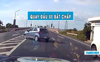 ‘Đau đầu’ tài xế ô tô bất chấp quay đầu xe trên cầu Thăng Long