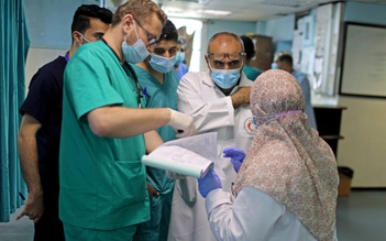 Ác mộng kép với bệnh viện Gaza: giao tranh bùng lên giữa dịch Covid- 19
