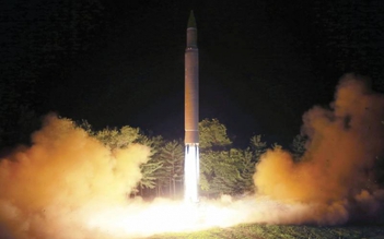 Hàn Quốc: Triều Tiên có thể sở hữu ICBM vươn tới Mỹ trong năm nay