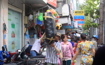 Nơi độc nhất ở Sài Gòn hiệp sĩ theo chân trộm cướp nơi chợ cổ Bình Tây