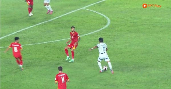 Highlight đội tuyển Việt Nam 1-0 Philippines: Dấu ấn ngày Đình Bắc mang băng đội trưởng