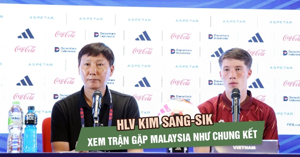HLV Kim Sang-sik xem trận gặp Malaysia như chung kết, Minh Hoàng tiếc vì lỡ hat-trick