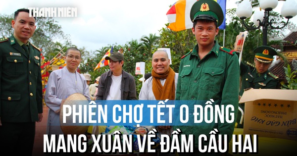 Bộ đội, công an giúp dân đi phiên chợ tết 0 đồng ở ven đầm Cầu Hai