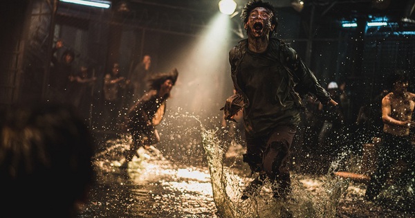 Bom tấn ‘Train to Busan' 2 giành 'ngôi vương' phòng vé ở Hàn Quốc