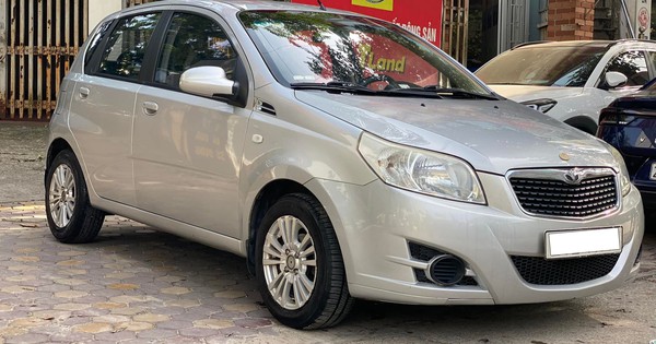 Daewoo Gentra X 'bản thiếu' gần 15 năm tuổi, giá dưới 200 triệu đồng