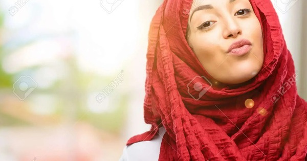 Lý do những bộ phim tình yêu lãng mạn Ả Rập không bao giờ có... hôn nhau