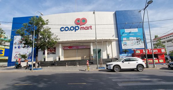 Liên quan đến 1 ca Covid-19, siêu thị lớn nhất tỉnh Quảng Trị phải đóng cửa