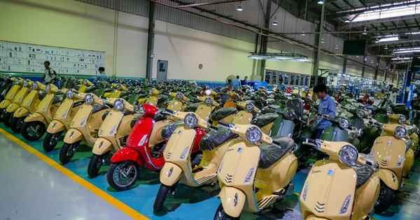 Vespa Sprint 125  Topcom chính hãng ưu đãi hấp dẫn