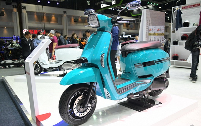 Xe điện One Moto Electa có kiểu dáng tương tự Vespa và Lambretta cổ điển