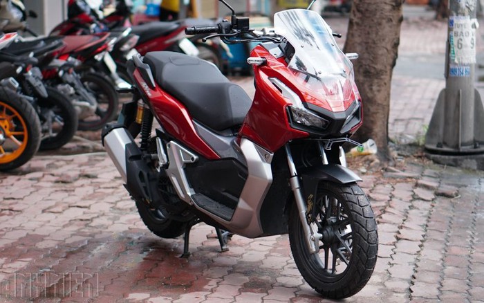 Honda ADV 160 rục rịch về Việt Nam, giá bán ADV 150 'hạ nhiệt'