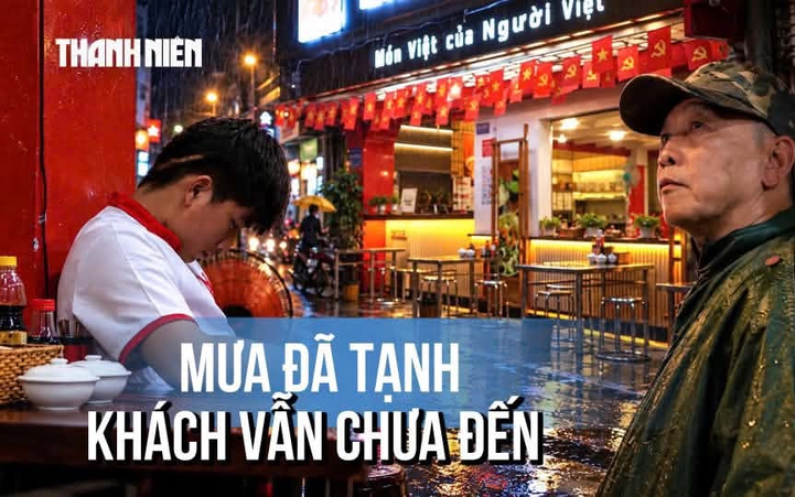 Mưa tạnh, đường hết ngập: Vì sao phố ẩm thực Phan Xích Long vẫn vắng khách?