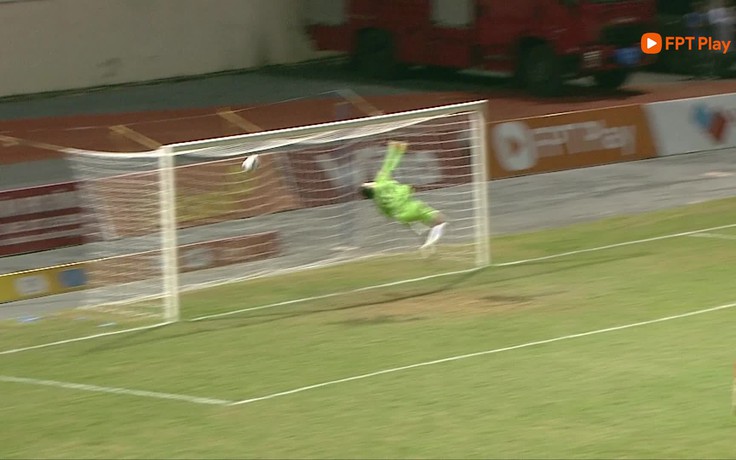 Highlight Thanh Hóa 0-1 Thể Công Viettel: Siêu phẩm sút xa của Đinh Viết Tú