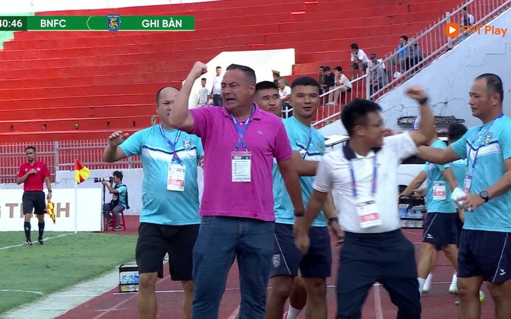 Highlight Quy Nhơn United 2-4 Bắc Ninh: Tốp 2 được định đoạt