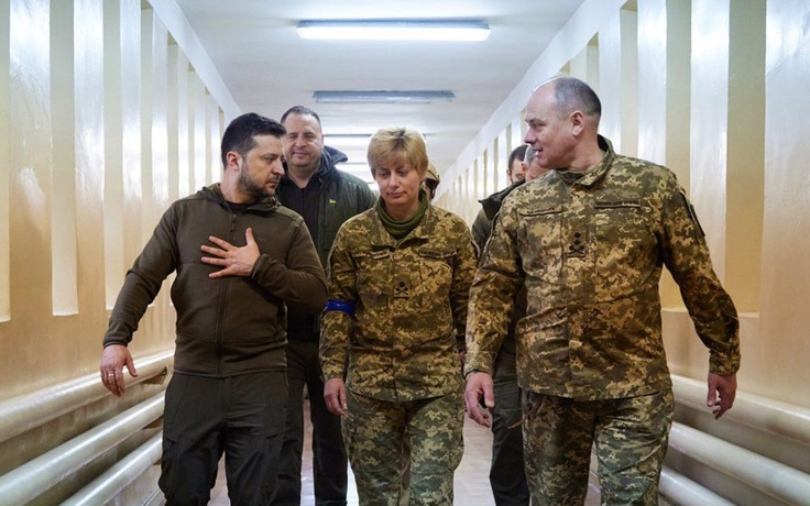 Tổng thống Ukraine thay tướng, chỉ đạo quân đội hành động nhanh