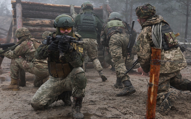 Ukraine huấn luyện mô phỏng thực chiến gần biên giới Belarus