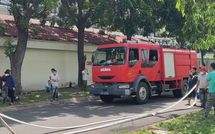 Cháy kho sơn trong Khu chế xuất Linh Trung 2