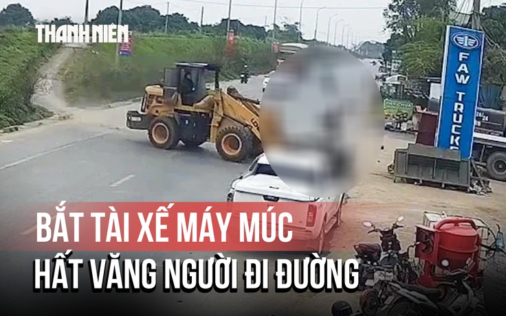 Xe máy múc mất lái, hất văng người đi đường lên trời