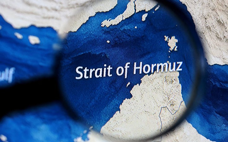 Iran có thể gỡ phong tỏa một phần eo biển Hormuz?