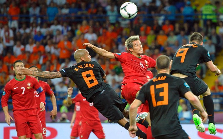 EURO 2012: Bồ Đào Nha vs Hà Lan 2 - 1