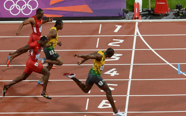 Usain Bolt bảo vệ thành công HCV 200m