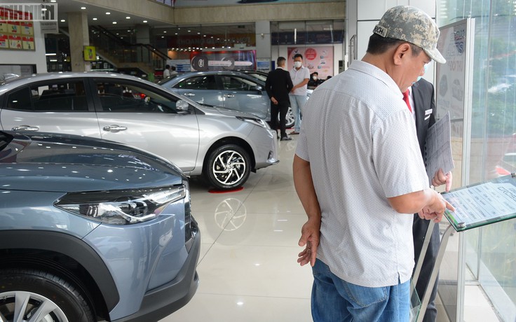 Người Việt tăng mua sắm ô tô trong tháng Ngâu, Toyota hút khách hơn Hyundai