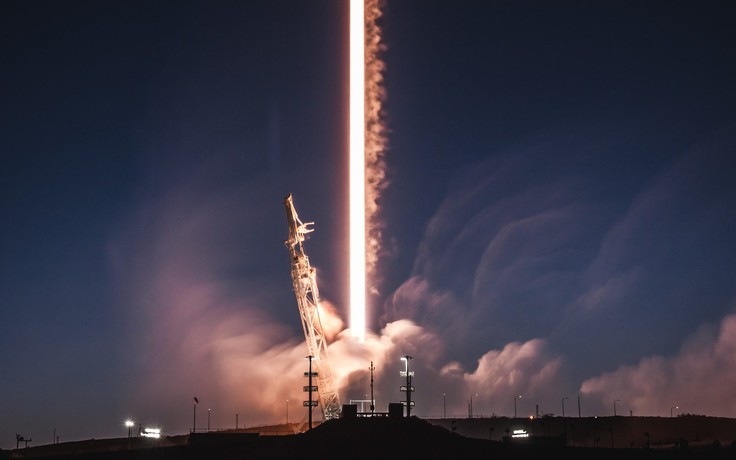 SpaceX lại phóng thành công tên lửa Falcon 9