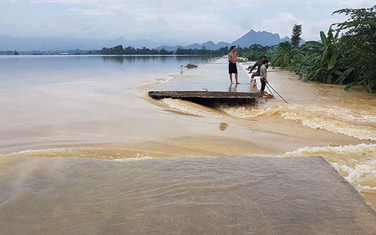 Hà Nội xác nhận vỡ đê hữu Bùi 2