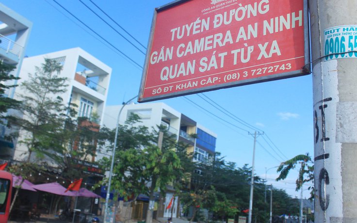 Nhà mất trộm, không lẽ camera an ninh khu phố có cũng như không?