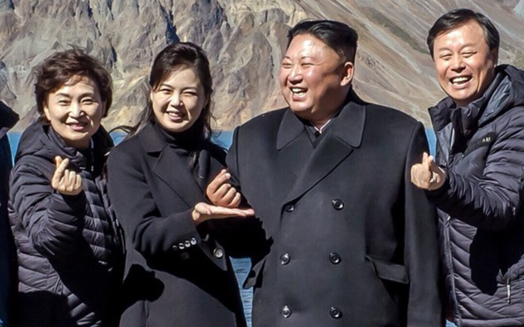 Bất ngờ nhà lãnh đạo Kim Jong-un cũng biết 'bắn tim'