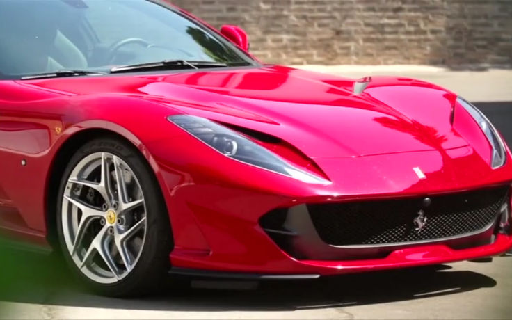 Doanh thu hãng siêu xe Ferrari tăng kỉ lục dưới thời CEO mới