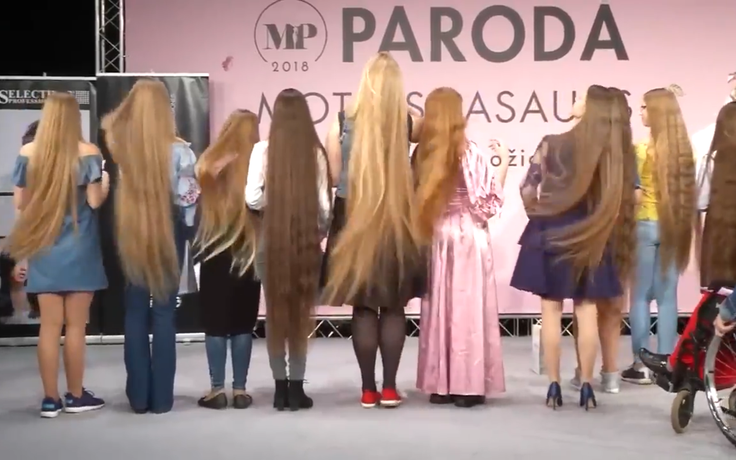 Tìm kiếm người có mái tóc dài nhất thế giới