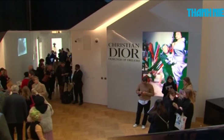 Mê thương hiệu Christian Dior, không thể bỏ qua triển lãm này