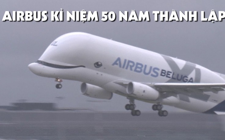 Hoành tráng 'đồng diễn' máy bay Airbus kỉ niệm 50 năm thành lập