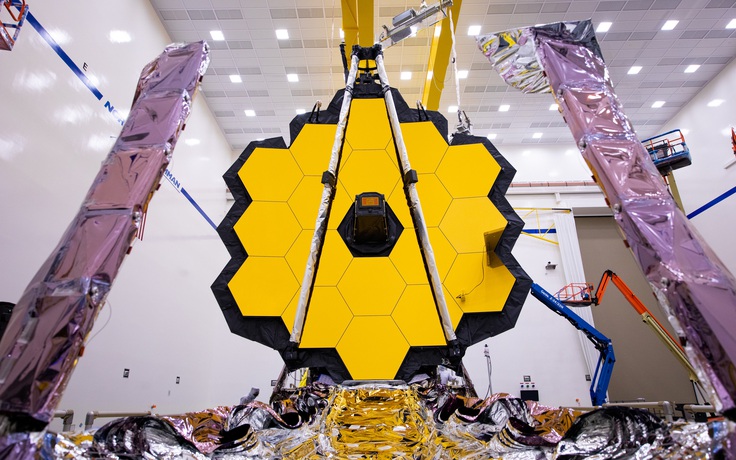 Kính viễn vọng James Webb chỉnh 'tầm nhìn' để chuẩn bị tìm hiểu quá khứ